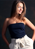 Russian bride Larisa from Kiev, Ukraine