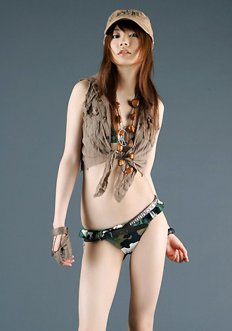 Asian bride Cheng from Guilin