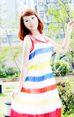 Single girl XiuMei 30 years old