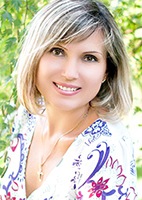Ella from Mariupol, Ukraine