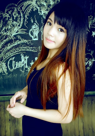 Single girl Yexin (Bella) 26 years old