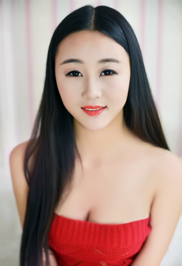 Asian bride Shiqi (Cassie) from Shenyang