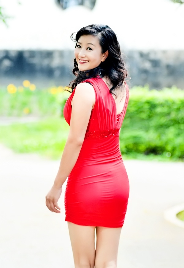 Single girl Changying (Simona) 54 years old