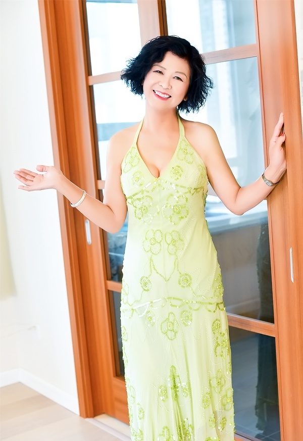 Single girl Qiuyan (Yan) 69 years old
