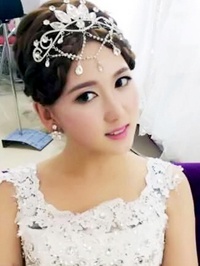 Asian Bride Xiu from Shenyang