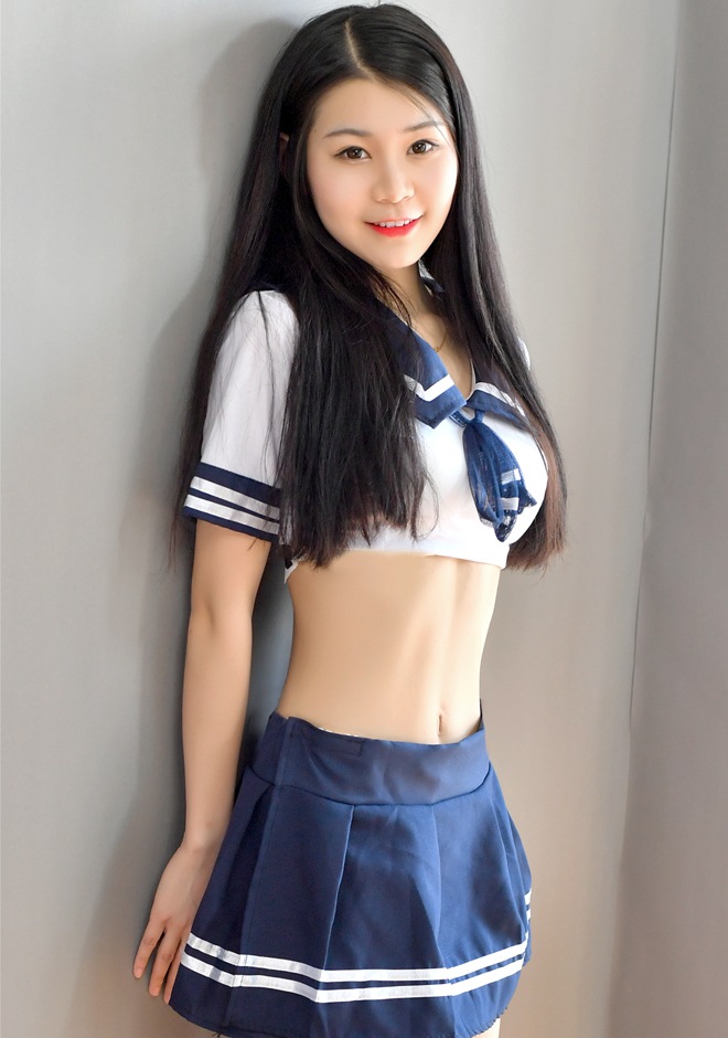 Single girl Tianhao (Kama) 19 years old