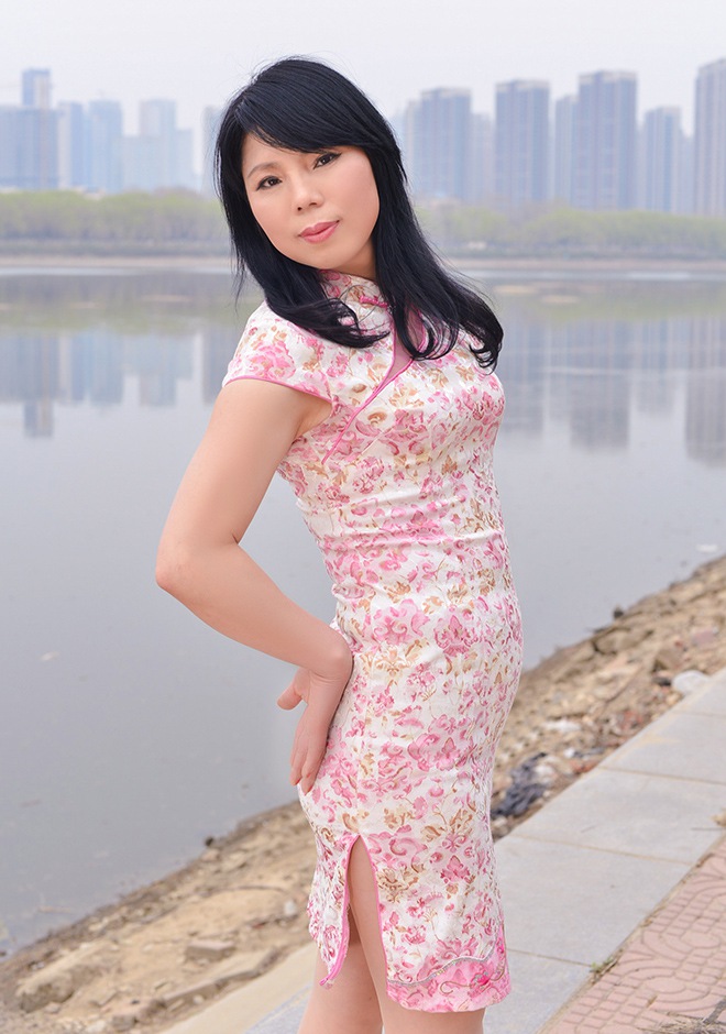 Single girl Ru 50 years old