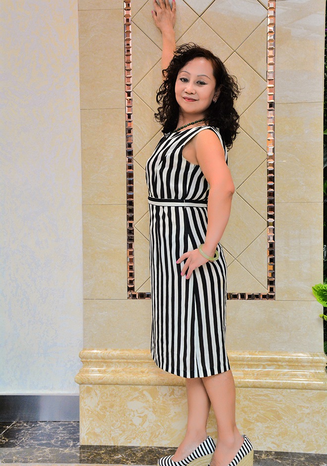 Single girl Zhi 65 years old