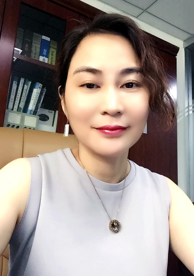 Asian bride Rose from Shenzhen