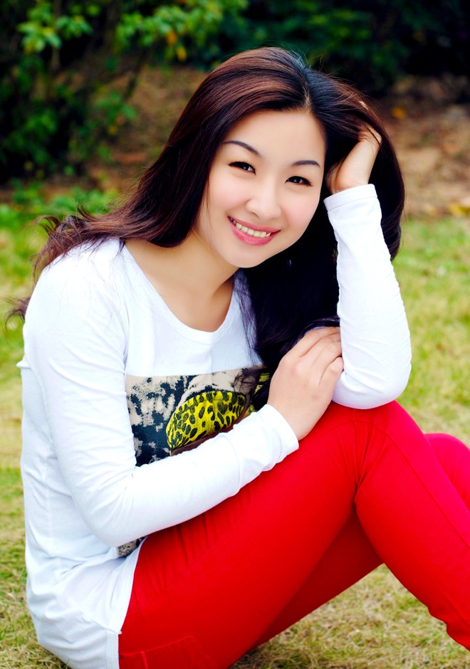 Single girl Huimei (May) 39 years old