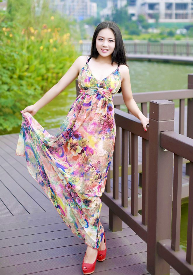 Single girl Ting 25 years old
