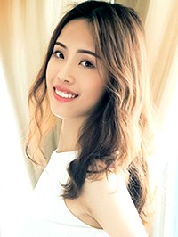 Asian single woman Yang from Changsha