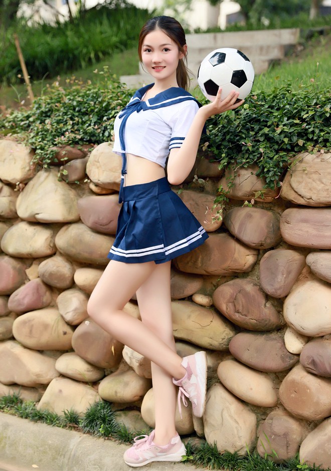 Single girl Aoting 20 years old