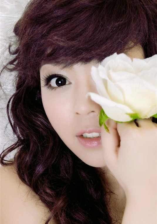 Asian bride Lu from Fushun