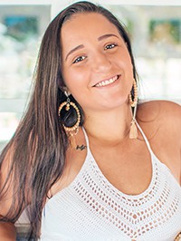 Latin single woman Caroline from Rio de Janeiro