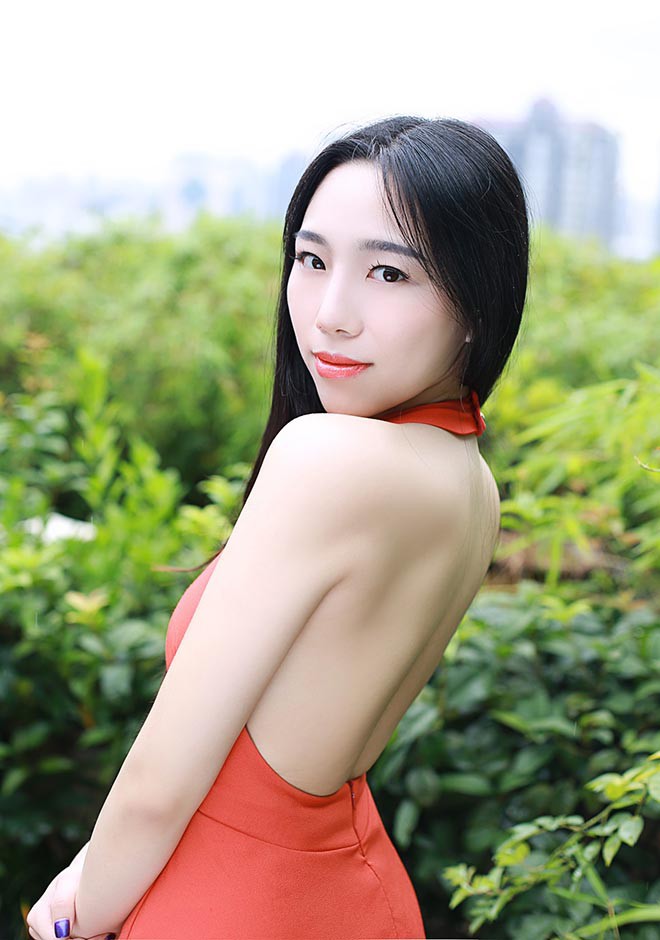 Single girl Huihui 26 years old