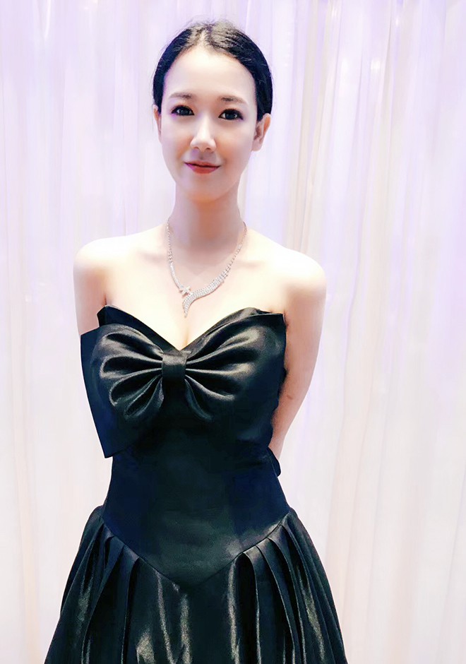 Single girl Minxin 23 years old