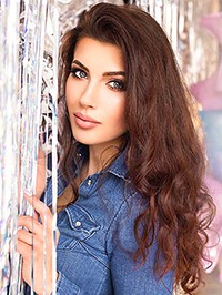 Ukrainian single woman Elena from Zaporozhye