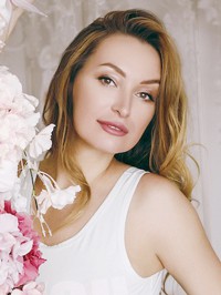 Ukrainian single woman Lilia from Zaporozhye