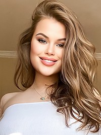 Russian single woman Oksana from Chelyabinsk