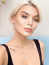Russian single woman Anastasia from Bali