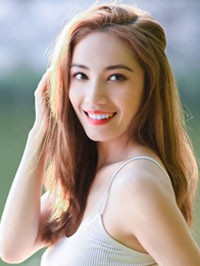 Russian single woman Le (Vivian) from Ho Chi Minh City