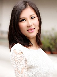 Asian Bride Qi from Shenzhen