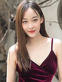 Asian Bride Xintian from Guangzhou