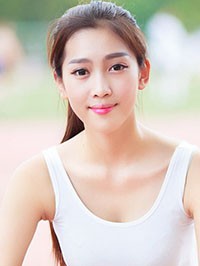 Asian single woman Jianing (Lily) from Guangzhou