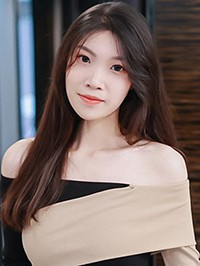 Asian Bride Caihan (Han) from Chengdu