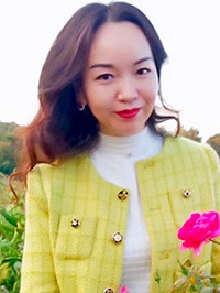 Asian single woman Yang Fen Tian from Hulan
