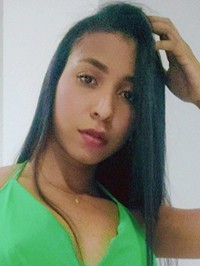 Latin single woman Neiris from Cartagena