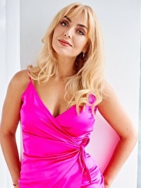 Ukrainian single woman Oksana from Konstantinovka