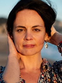 Ukrainian single woman Yuliia from Nice