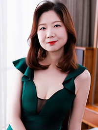 Asian Bride Mian (Mian) from Shanghai