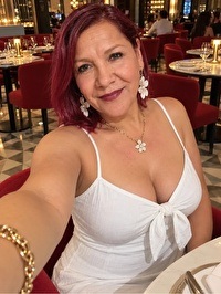 Latin single woman Aurora from Bogotá