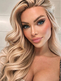 European single woman Michaela from Prague