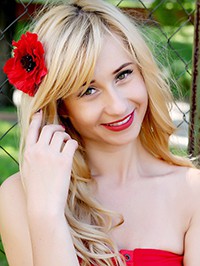 Ukrainian single woman Karina from Odessa