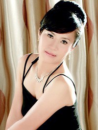 Asian Bride Yuzhen (Fiona) from Zhanjiang