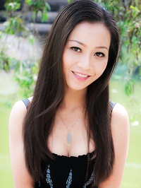 Asian single Mei (May) from Nanning, China