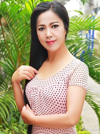 Asian single woman LanZhen from Nanning