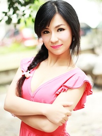 Asian single Suzhen (YOYO) from Nanning, China