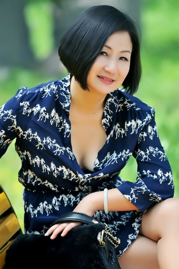 Dating mature japan women