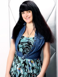 Ukrainian single woman Elena from Kiev