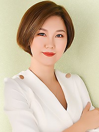 Asian woman Na (Andrea) from Pengshan, China