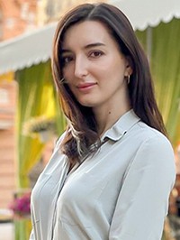 Ukrainian single woman Alina from Sloviansk