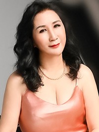 Asian Bride Guoxiang from shenyang, China