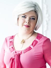 Ukrainian single woman Oksana from Kiev
