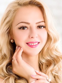 Single Yaroslava from Mariupol, Ukraine