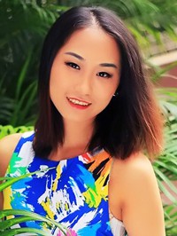 Asian Bride Ling (Lucy) from Shenzhen
